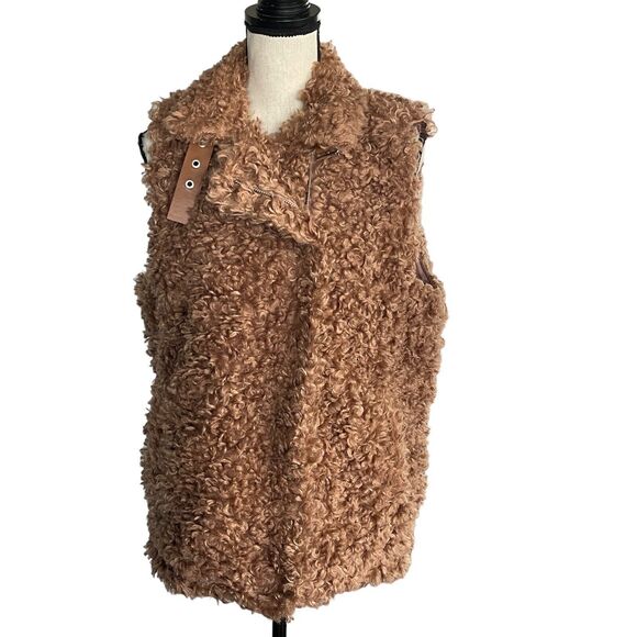 INC Small Faux Fur Vest Full-Zip Sleeveless Lined Pockets Collared Clay Tan New - Picture 2 of 12